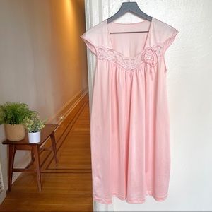 Vintage Lace and Bow Night Dress